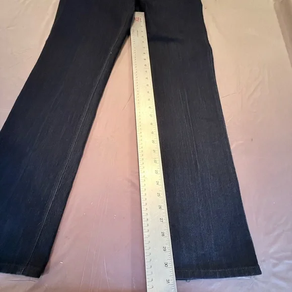 NWOT NYDJ Slim Straight Leg Dark Wash Women’s Denim Jeans Size 6 MSRP $129 - Picture 7 of 9